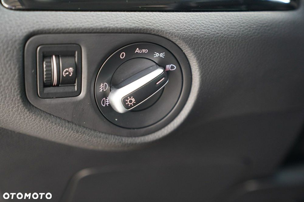 Volkswagen Sharan - 18