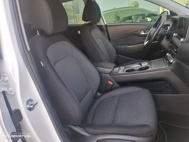 Hyundai Kauai 39 kWh Premium - 38