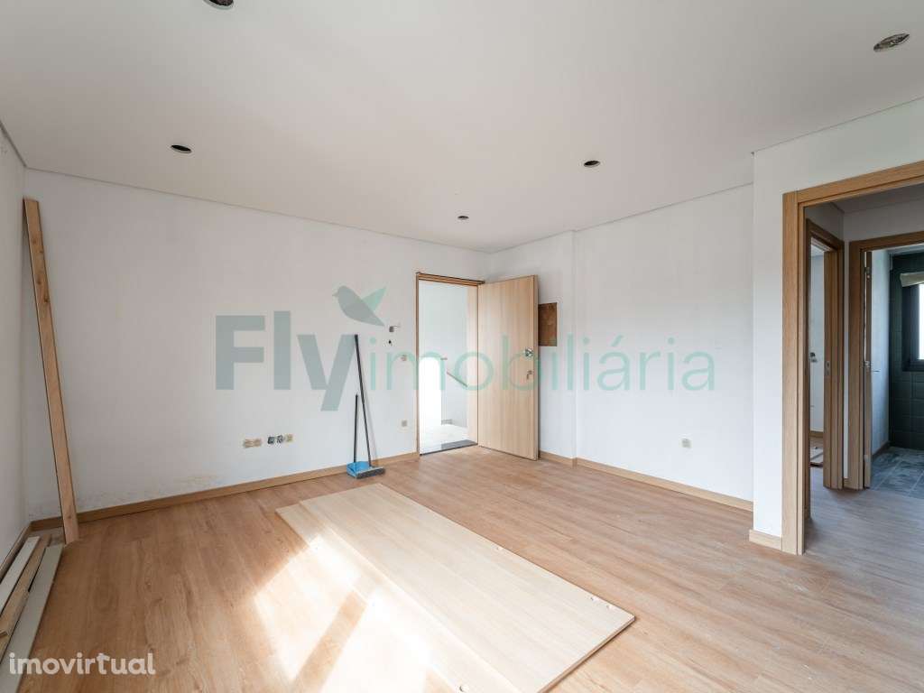 Apartamento T1 à Venda - Empreendimento dos Moinhos - Grande imagem: 2/14