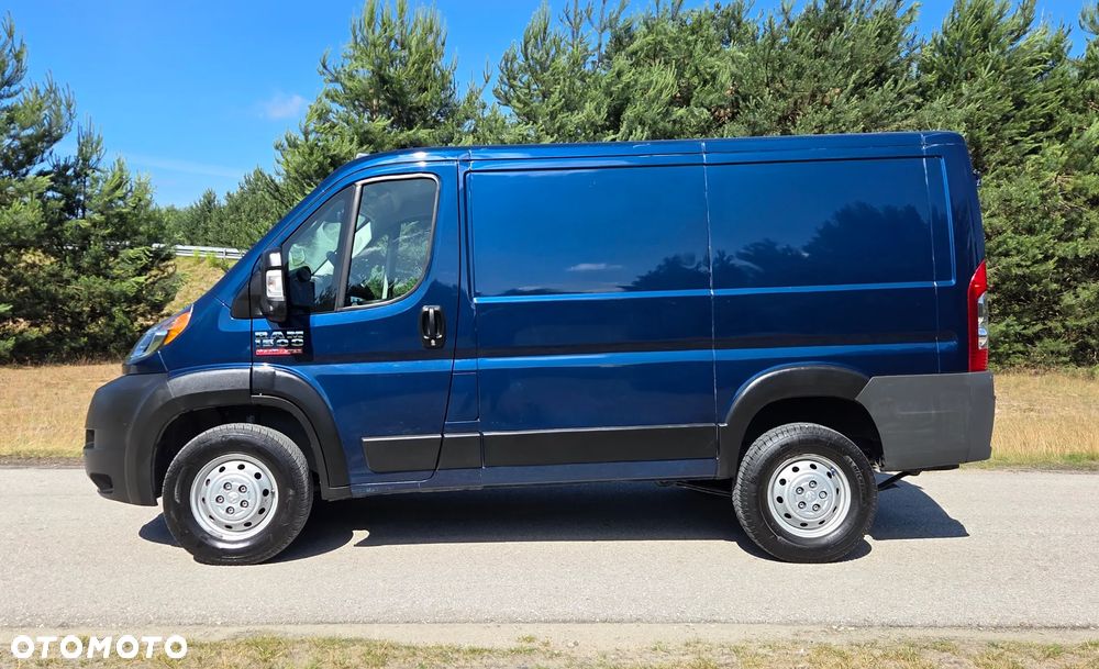 RAM PROMASTER 1500 - 3