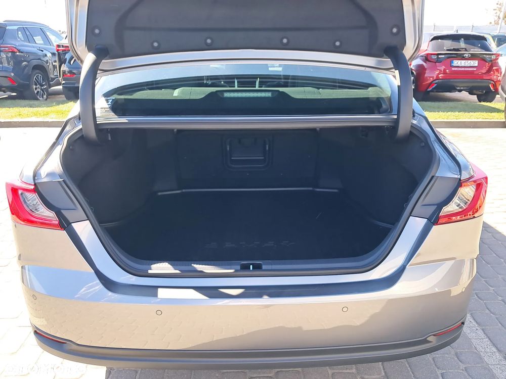 Toyota Camry 2.5 Hybrid Dynamic Force Executive e-CVT - 9