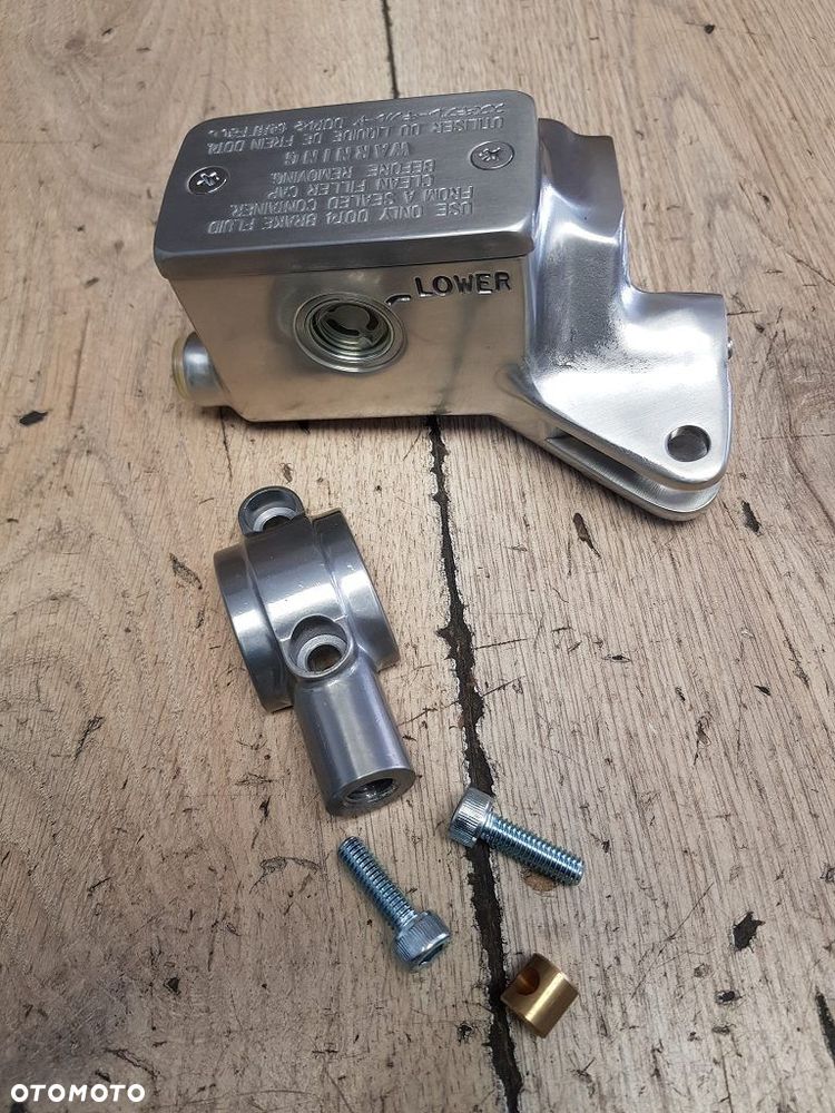 Pompa sprzęgła uchwyt Suzuki VS600 VS750 VS800 Intruder  59800-39A20 - 9