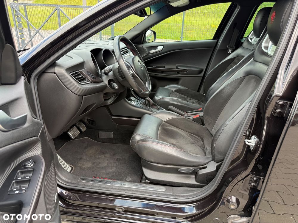 Alfa Romeo Giulietta 1750 TBi Veloce TCT - 25