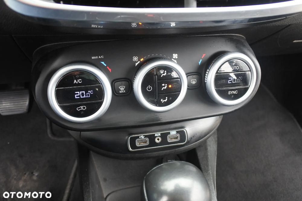 Fiat 500X 1.4 MultiAir DCT 4x2 S&S Lounge - 16