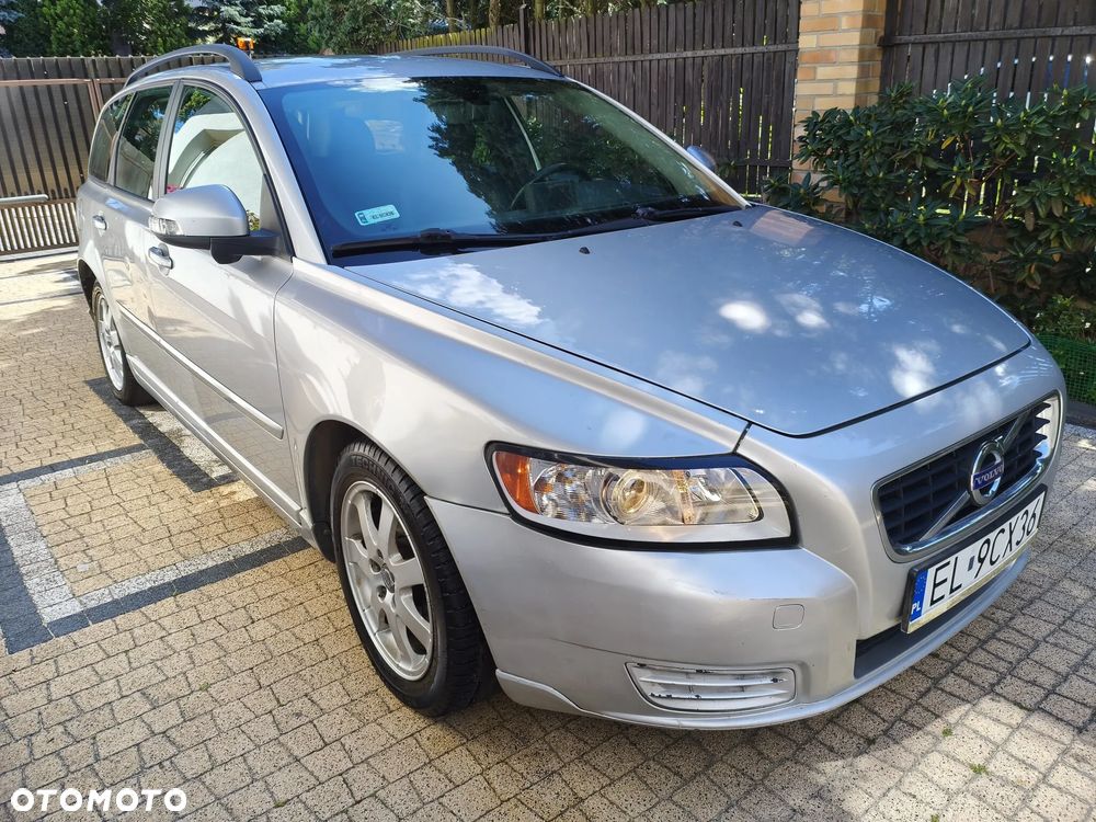 Volvo V50 - 1