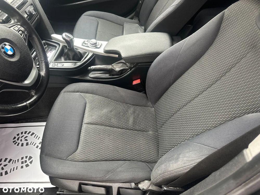 BMW Seria 3 318d - 17
