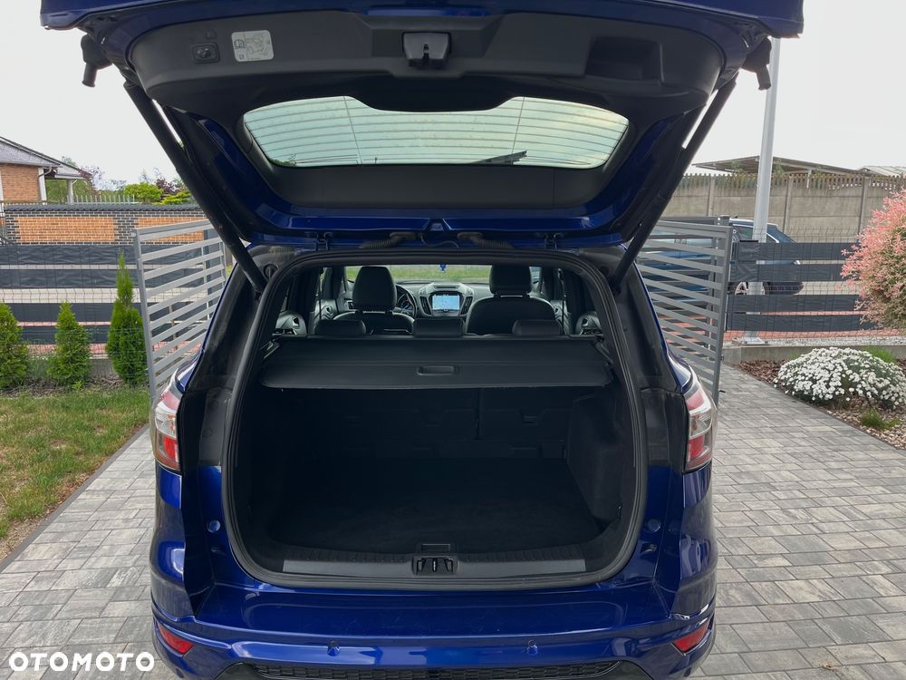 Ford Kuga 2.0 TDCi 2x4 ST-Line - 19