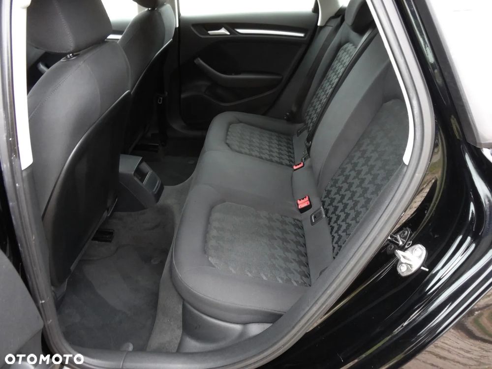 Audi A3 Sportback 1.4 TFSI Ambition - 22