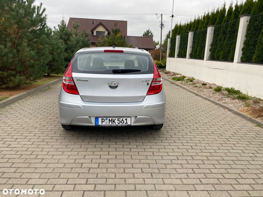 Hyundai I30 2010 photo 4