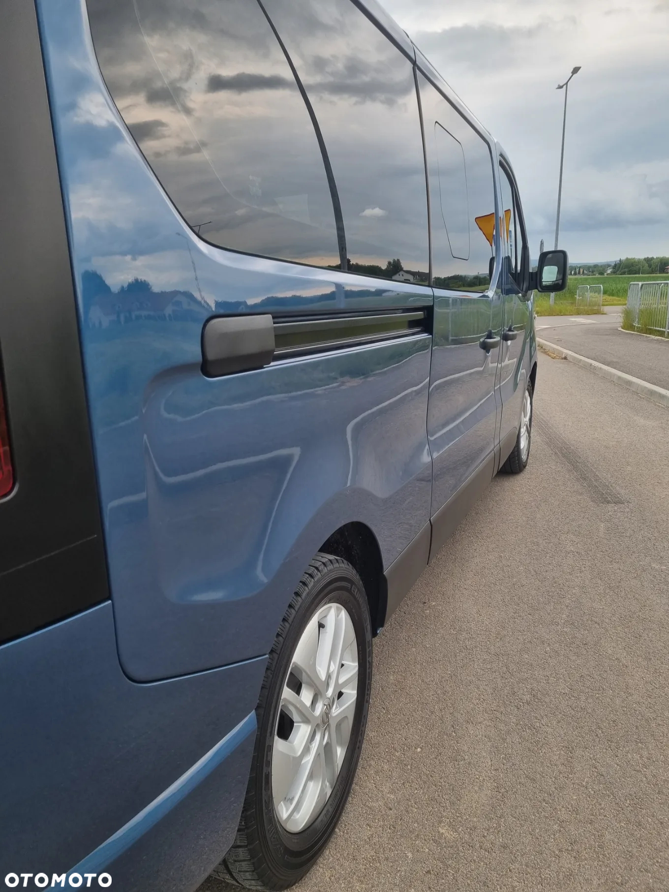 Opel Vivaro - 7