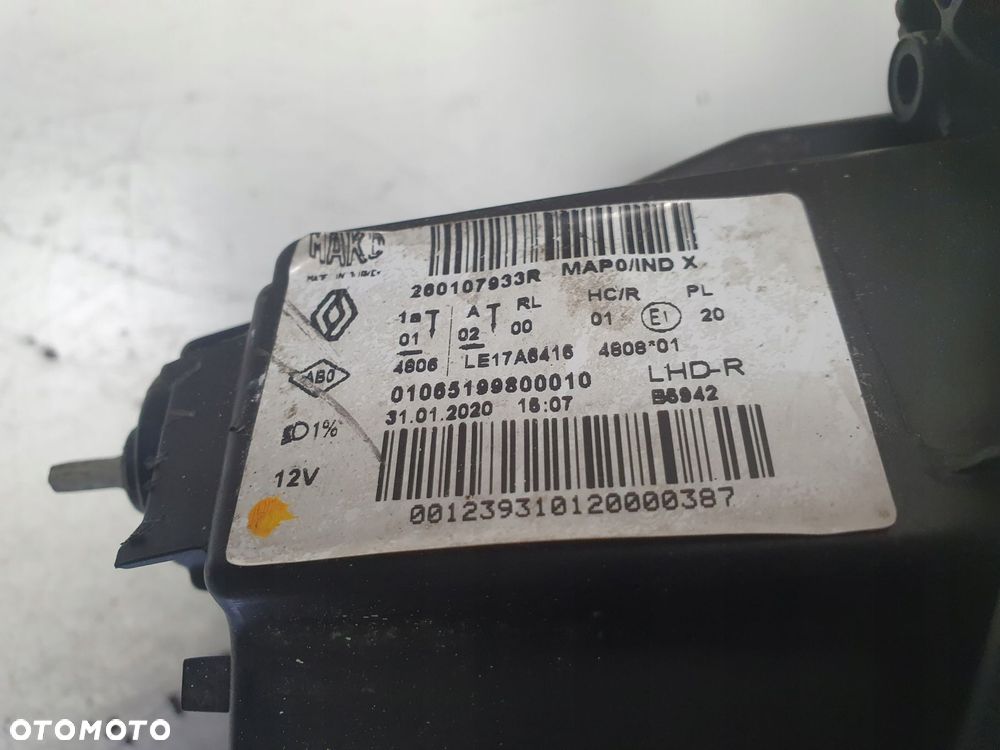 LAMPA PRAWA Renault Clio V PRZEDNIA PRAWY PRZÓD FULL LED europa 260107933R - 2