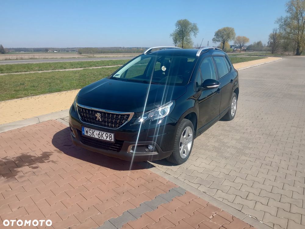 Peugeot 2008 BlueHDi 100 STOP & START Signature - 5
