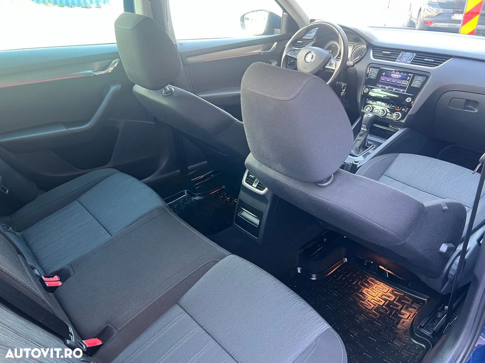 Skoda Octavia 1.6 TDI DSG Ambition - 23