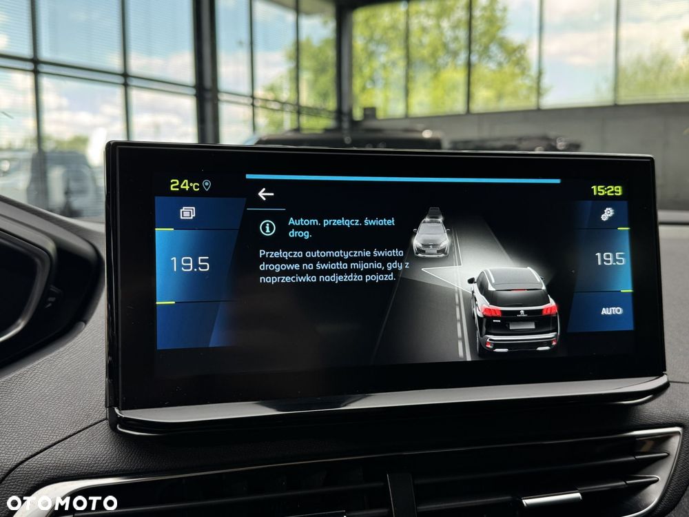 Peugeot 3008 1.6 PureTech Hybrid PHEV Allure Pack S&S EAT8 - 33