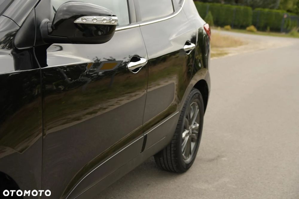 Hyundai ix35 2.0 CRDi 4WD Automatik Fifa World Cup Gold Edition - 15