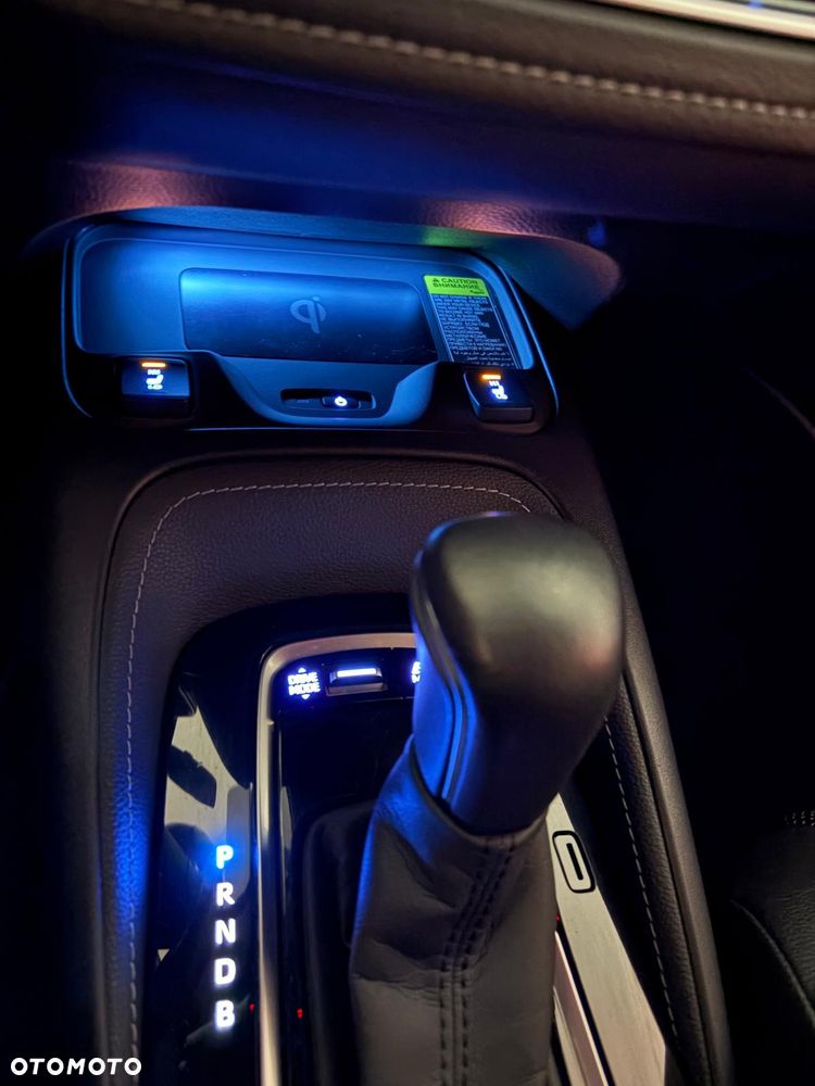 Toyota Corolla 1.8 Hybrid Executive - 10