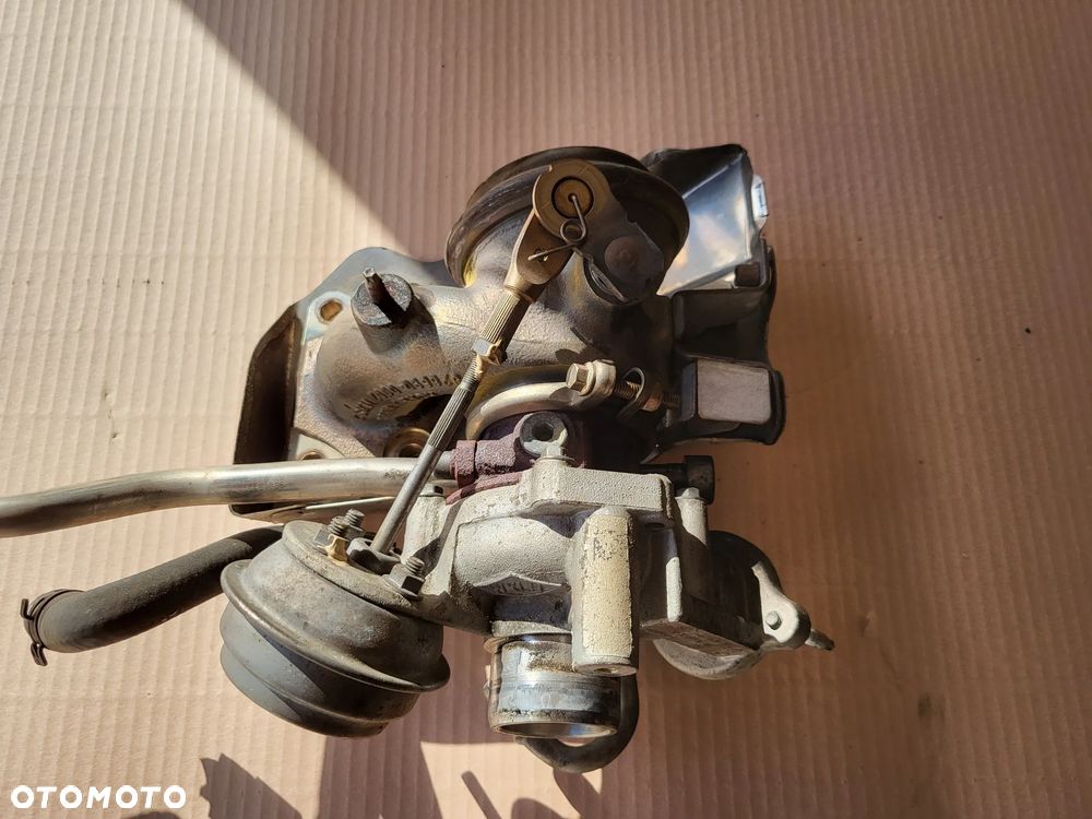 Turbosprężarka turbina Peugeot Citroen 1.2 THP - 2