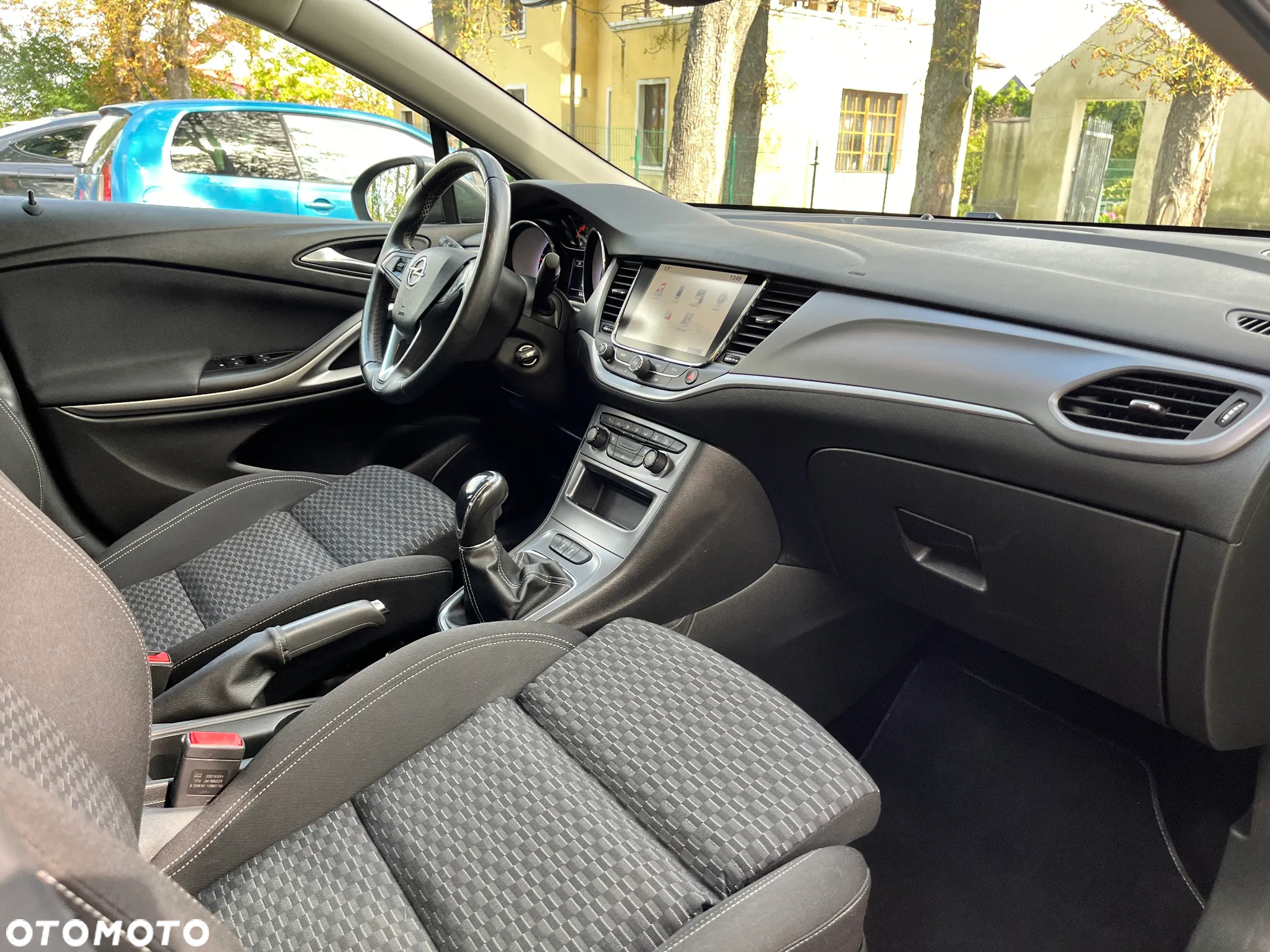 Opel Astra V 1.6 CDTI Enjoy - 11