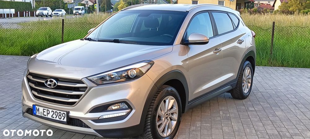 Hyundai Tucson 2.0 CRDi 2WD Trend - 12