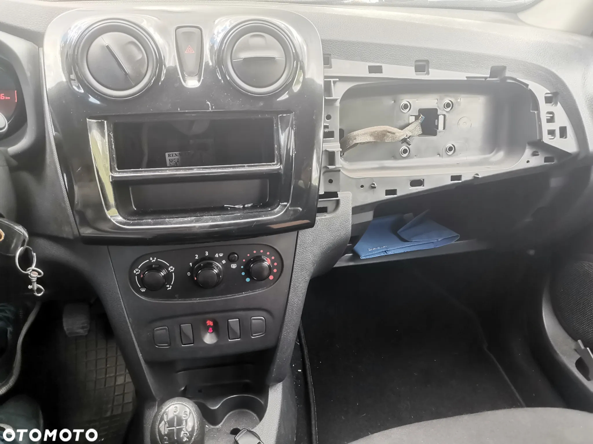 Dacia Sandero SCe 75 Acces - 7