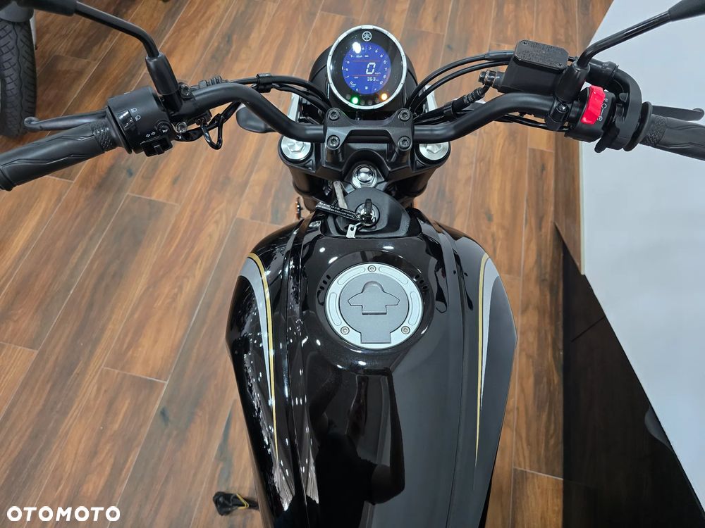 Yamaha XSR - 4