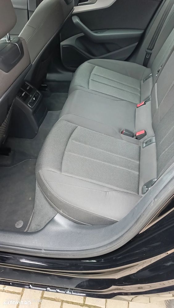 Audi A4 2.0 TDI S tronic - 15