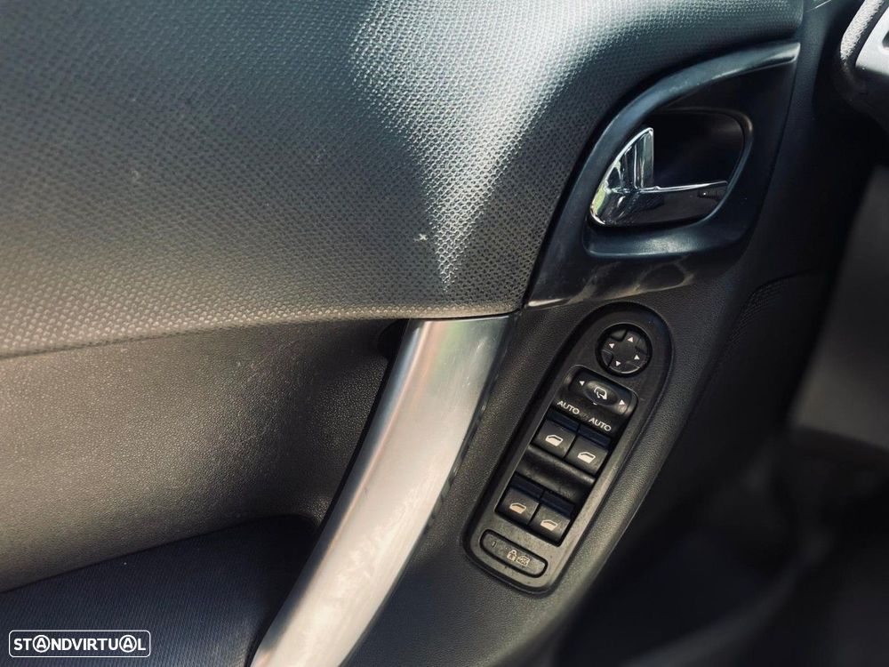Citroën C3 1.6 e-HDi Exclusive - 14