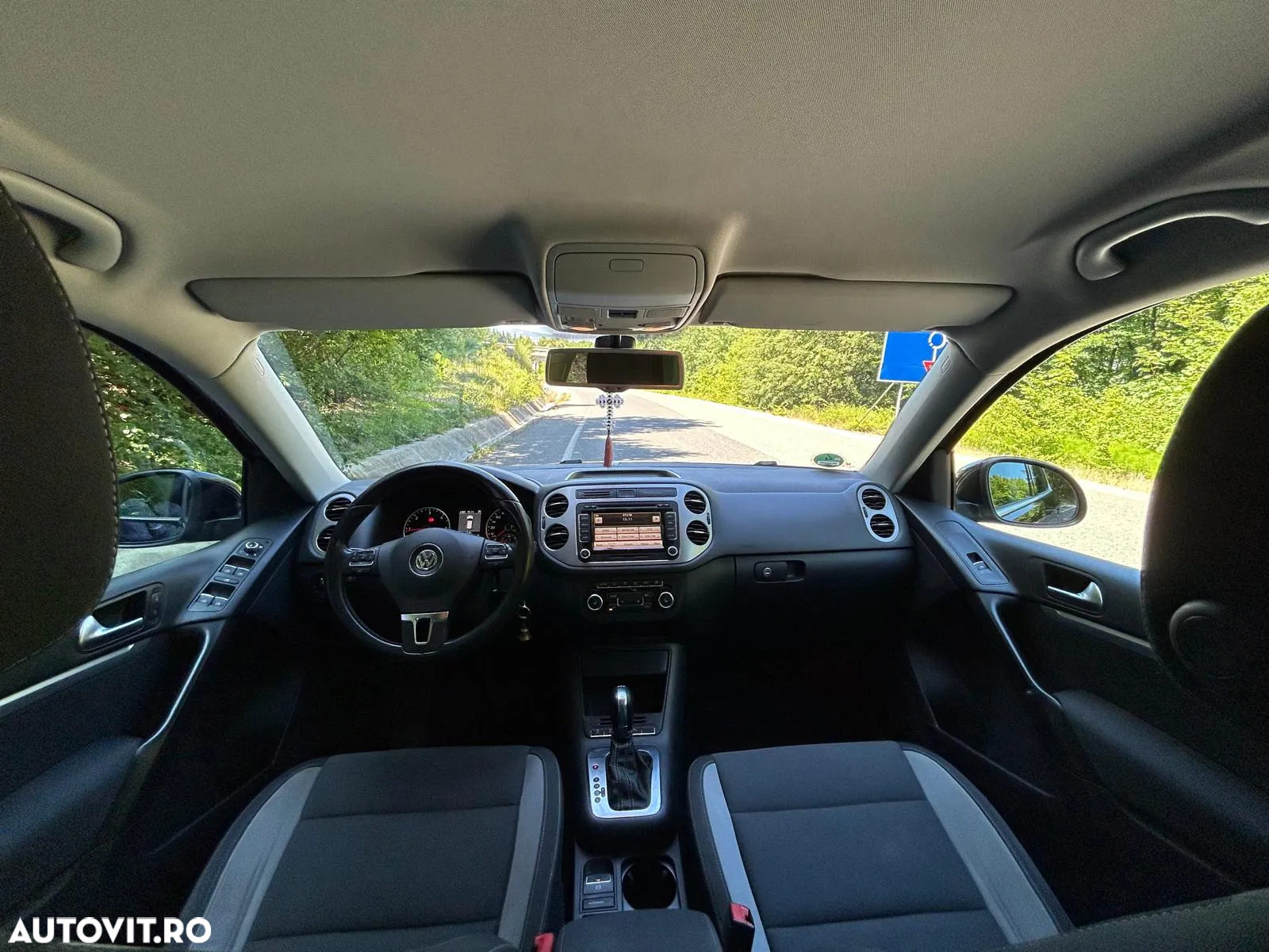 Volkswagen Tiguan - 22