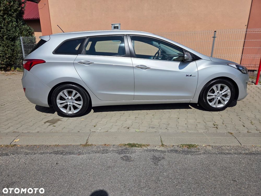 Hyundai i30 1.4 Fifa World Cup Edition - 5