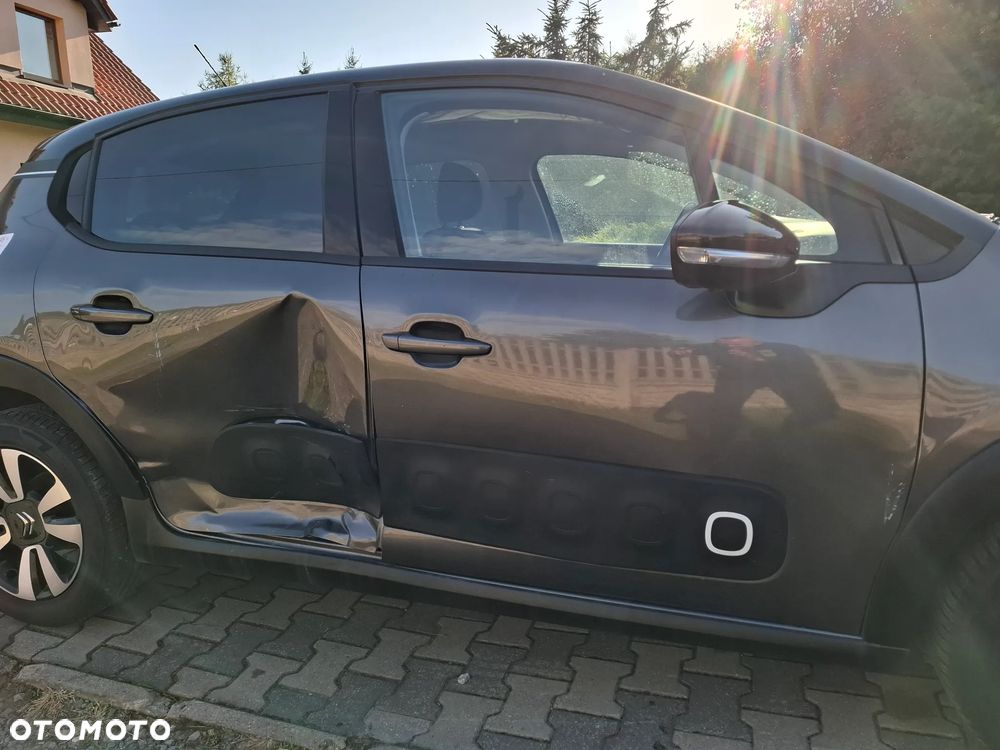 Citroën C3 Pure Tech 82 FEEL - 10