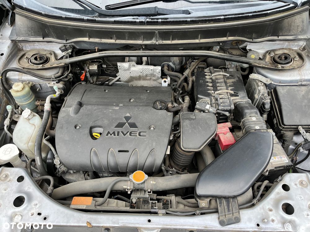 Mitsubishi Outlander 2.0 2WD - 15