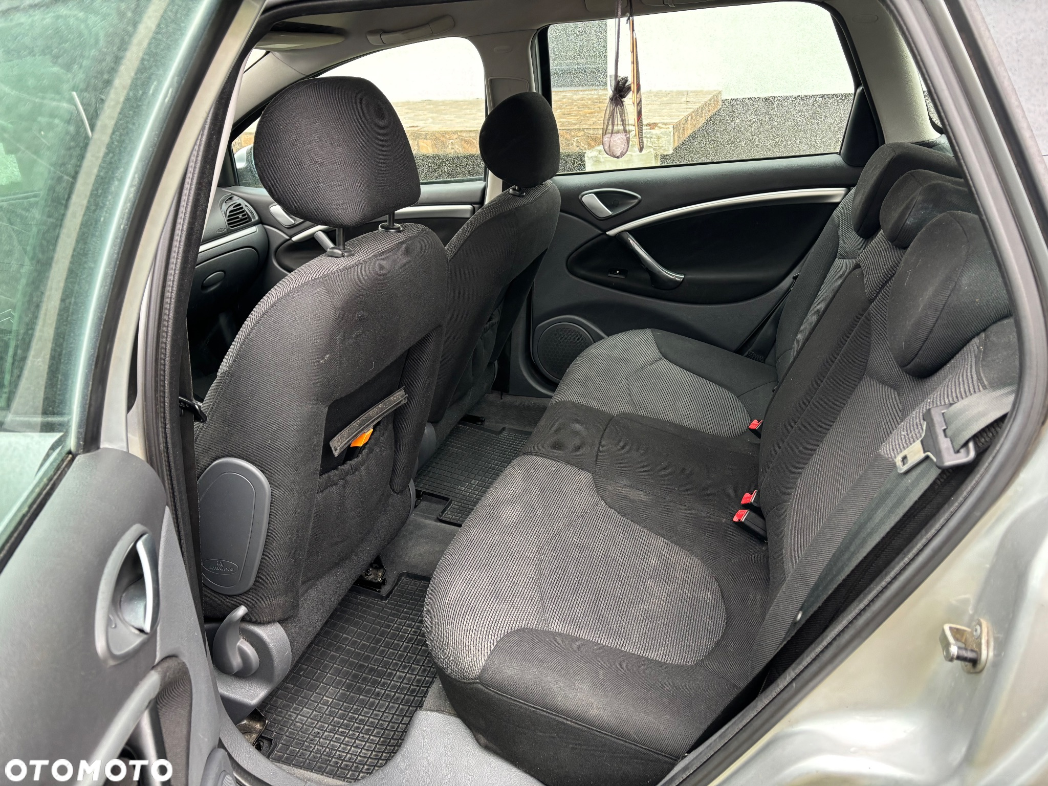Citroën C5 2.0i 16V Confort - 15