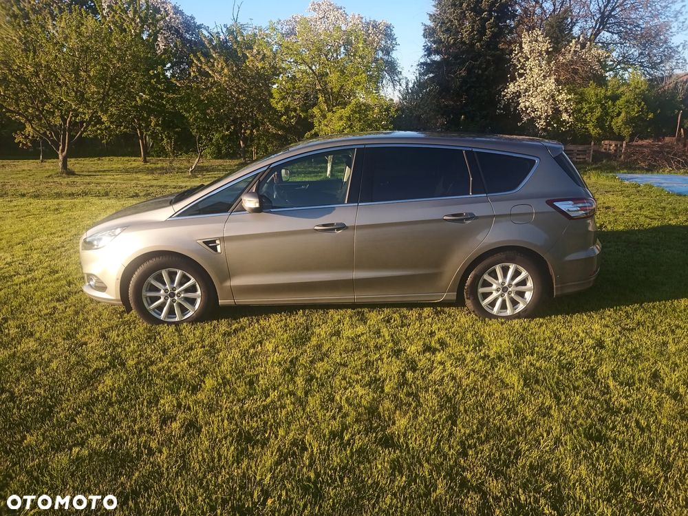 Ford S-Max - 8