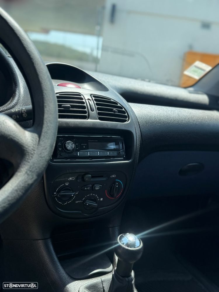 Peugeot 206 1.1 XR - 7
