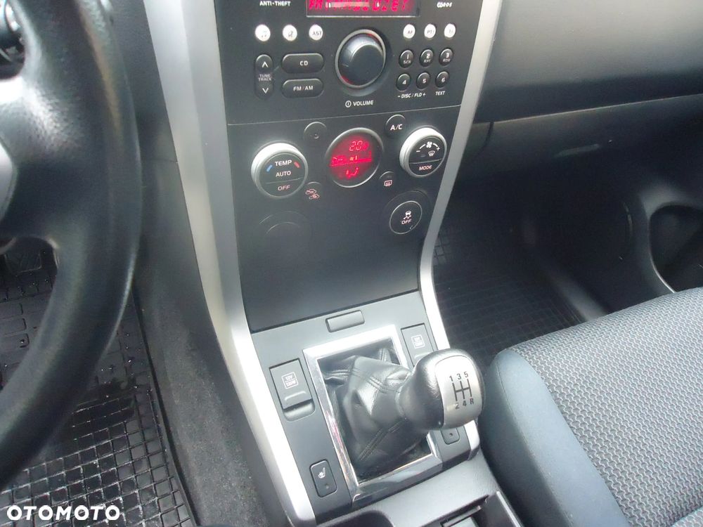 Suzuki Grand Vitara 1.6 Comfort - 19