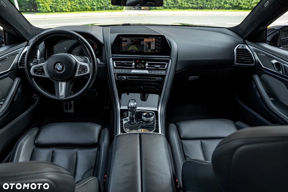 BMW Seria 8 - 40