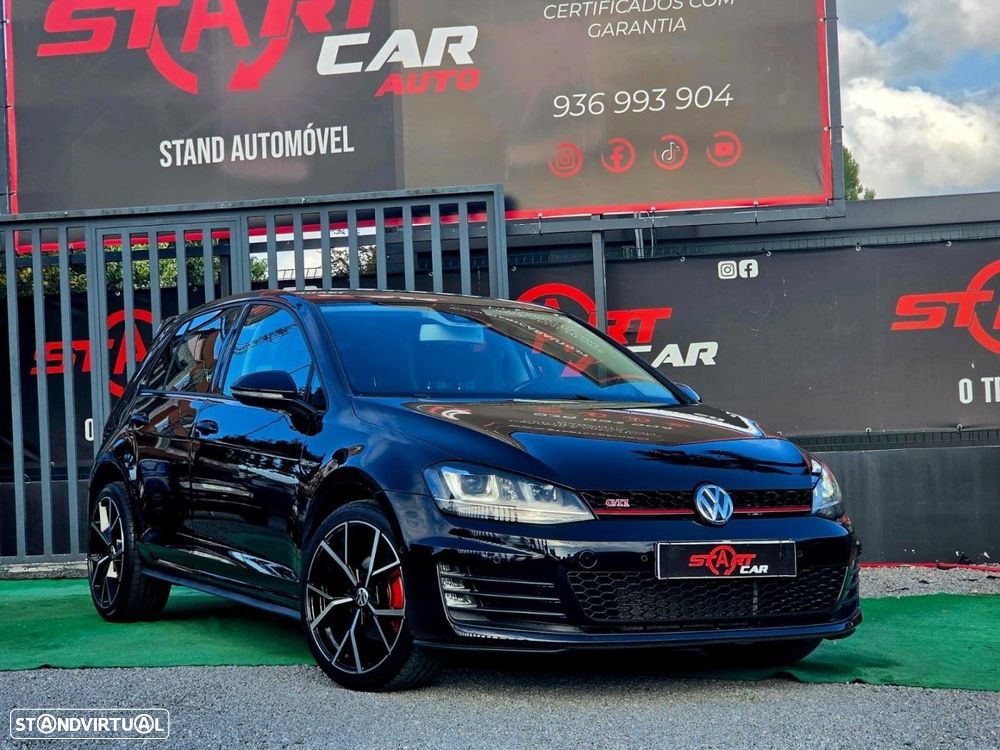 VW Golf - 12