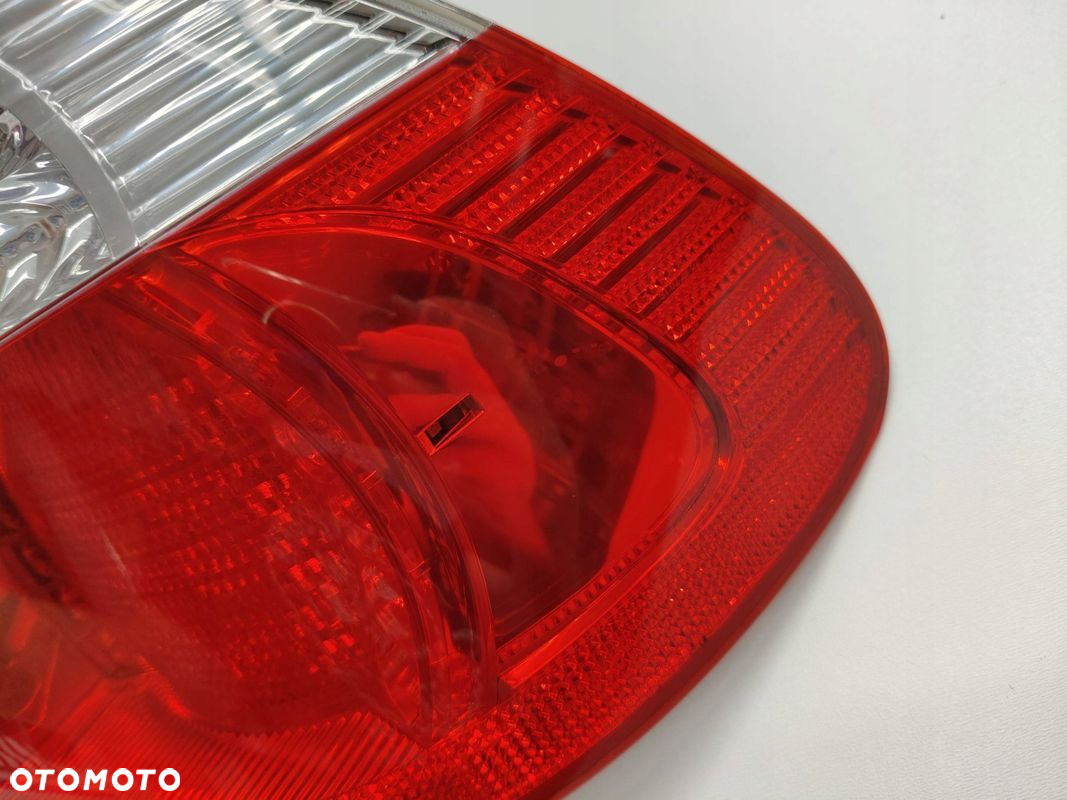LAMPA PRAWY TYŁ PRAWA TYLNA BMW 3 Coupe E46 6920700 - 6