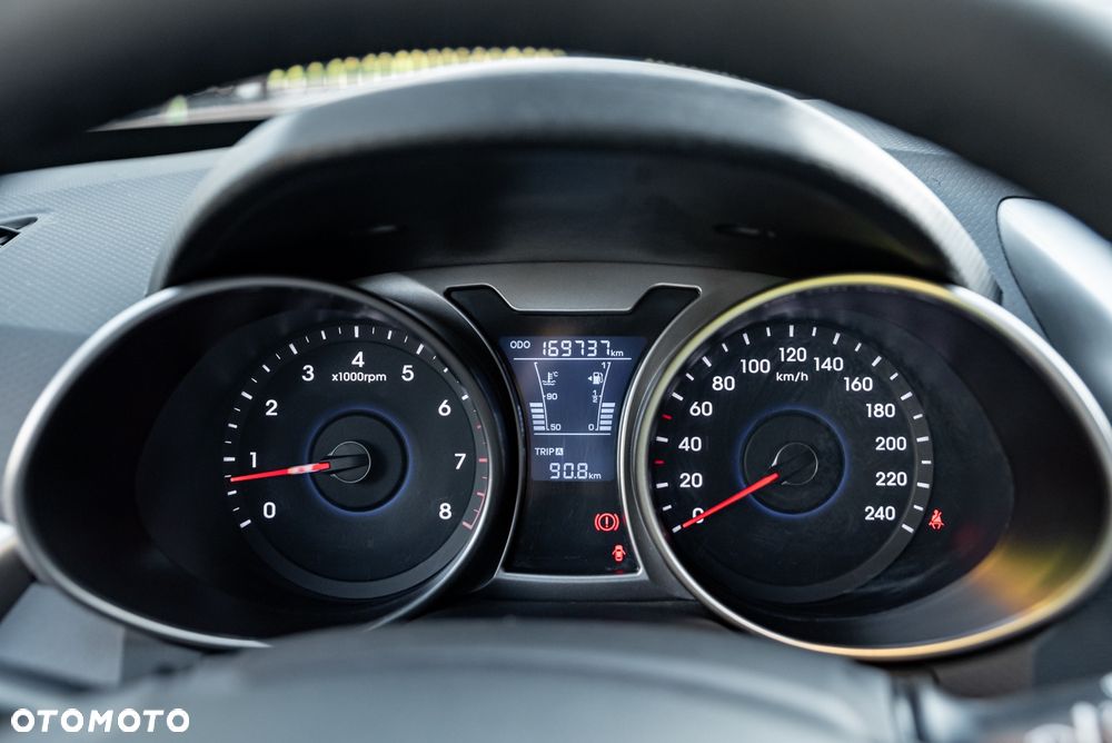Hyundai Veloster 1.6 Premium - 30