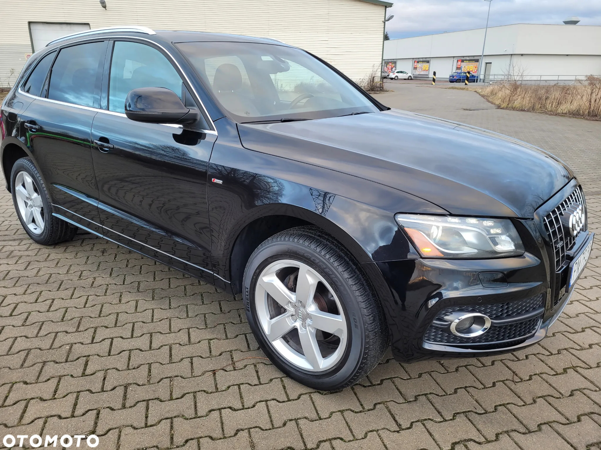 Audi Q5 3.2 FSI Quattro S tronic - 11