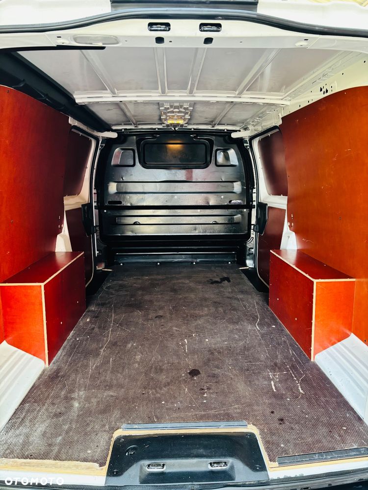 Opel Vivaro - 5