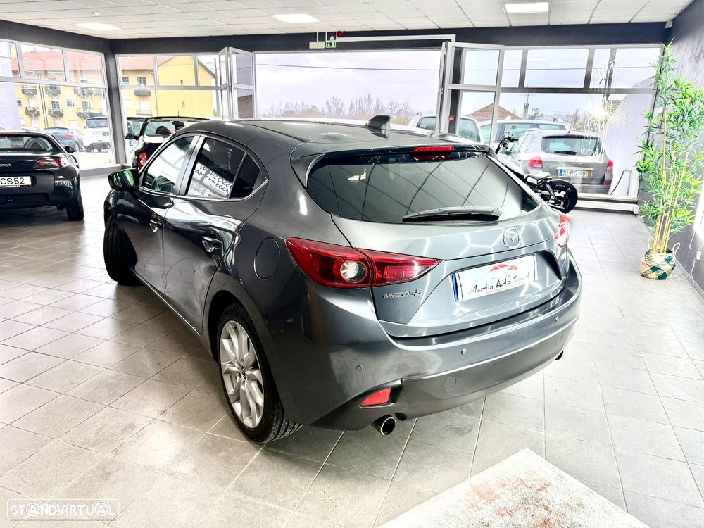 Mazda 3 Hatchback - 6