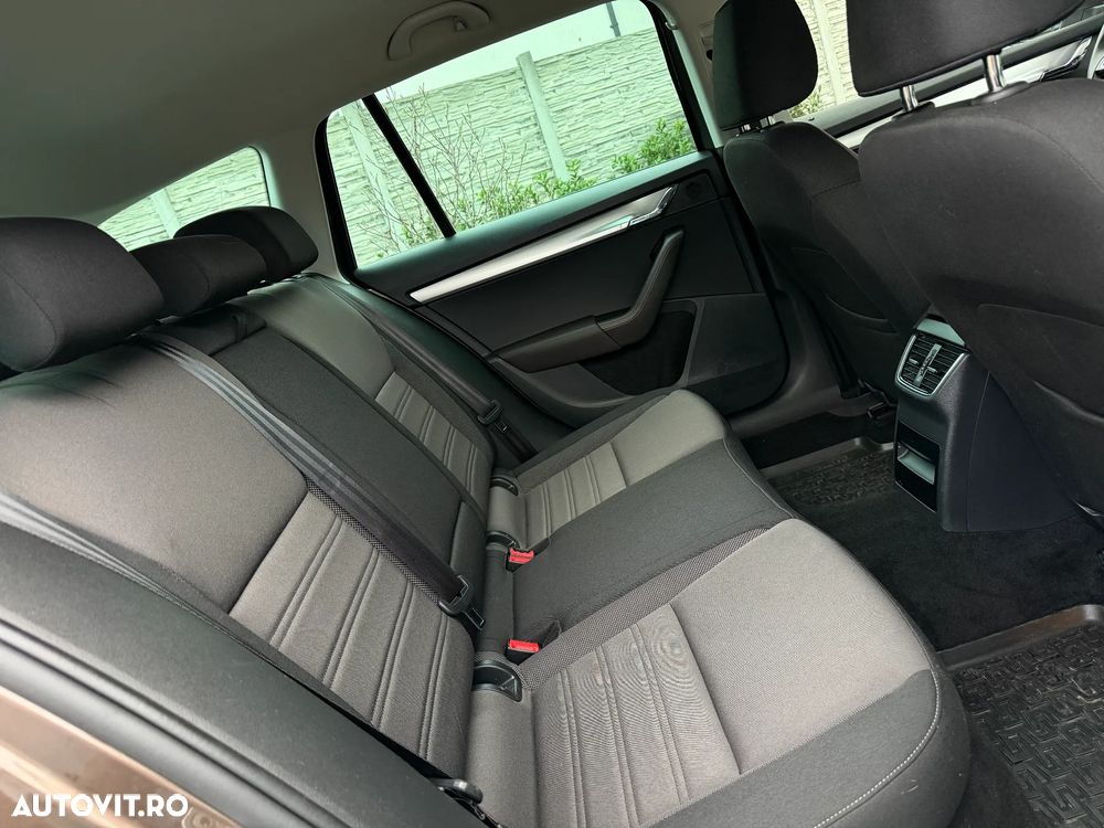 Skoda Octavia Combi 1.5 TGI G-TEC DSG Ambition - 21