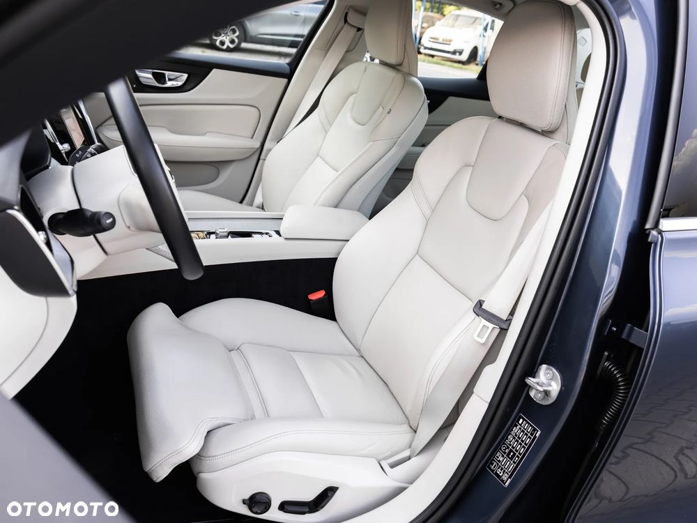 Volvo S60 B4 B Plus Bright - 19