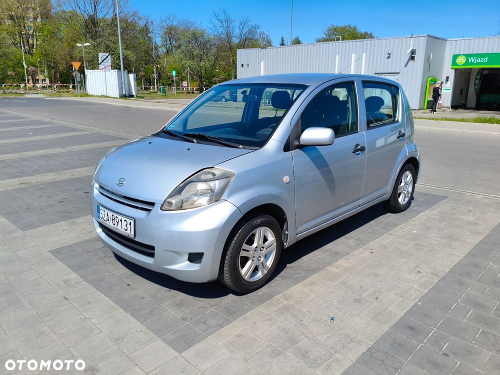 Daihatsu Sirion 1.0 - 1