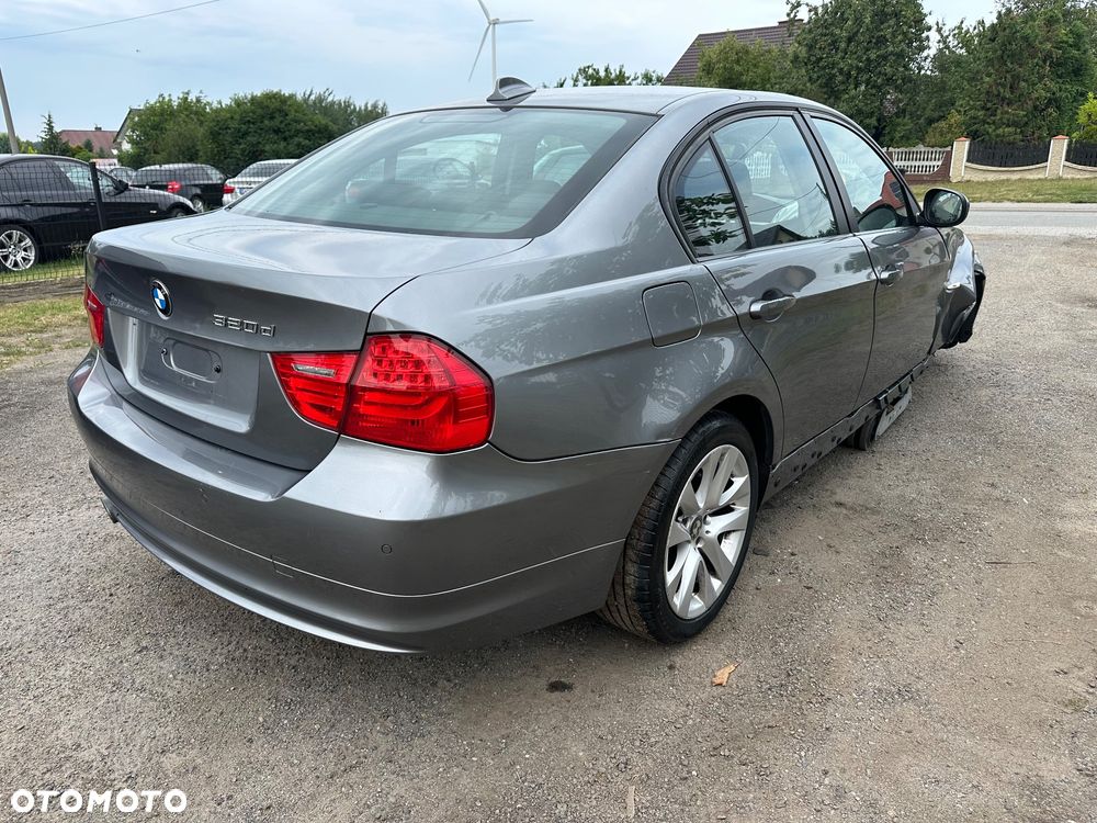 BMW Seria 3 320d DPF - 5