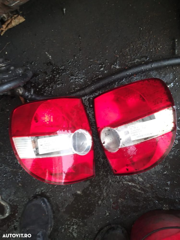 Stop Dreapta Si Stanga 130/buc pentru Volkswagen Fox din 2007 - 1
