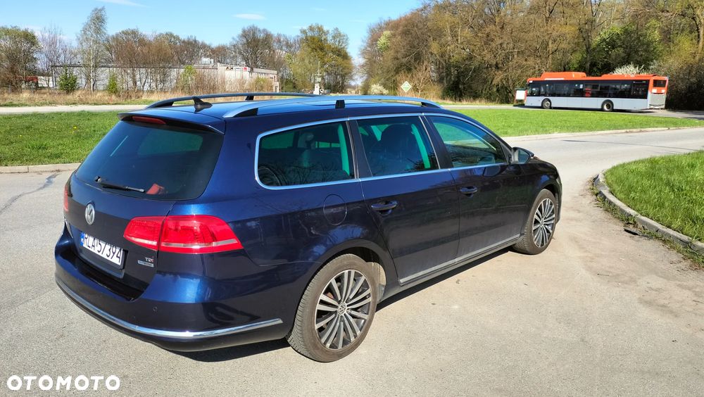 Volkswagen Passat - 5