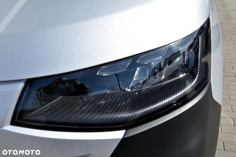 Volkswagen Transporter - 10