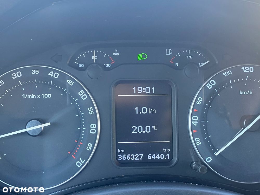 Skoda Octavia 2.0 FSI Elegance - 11